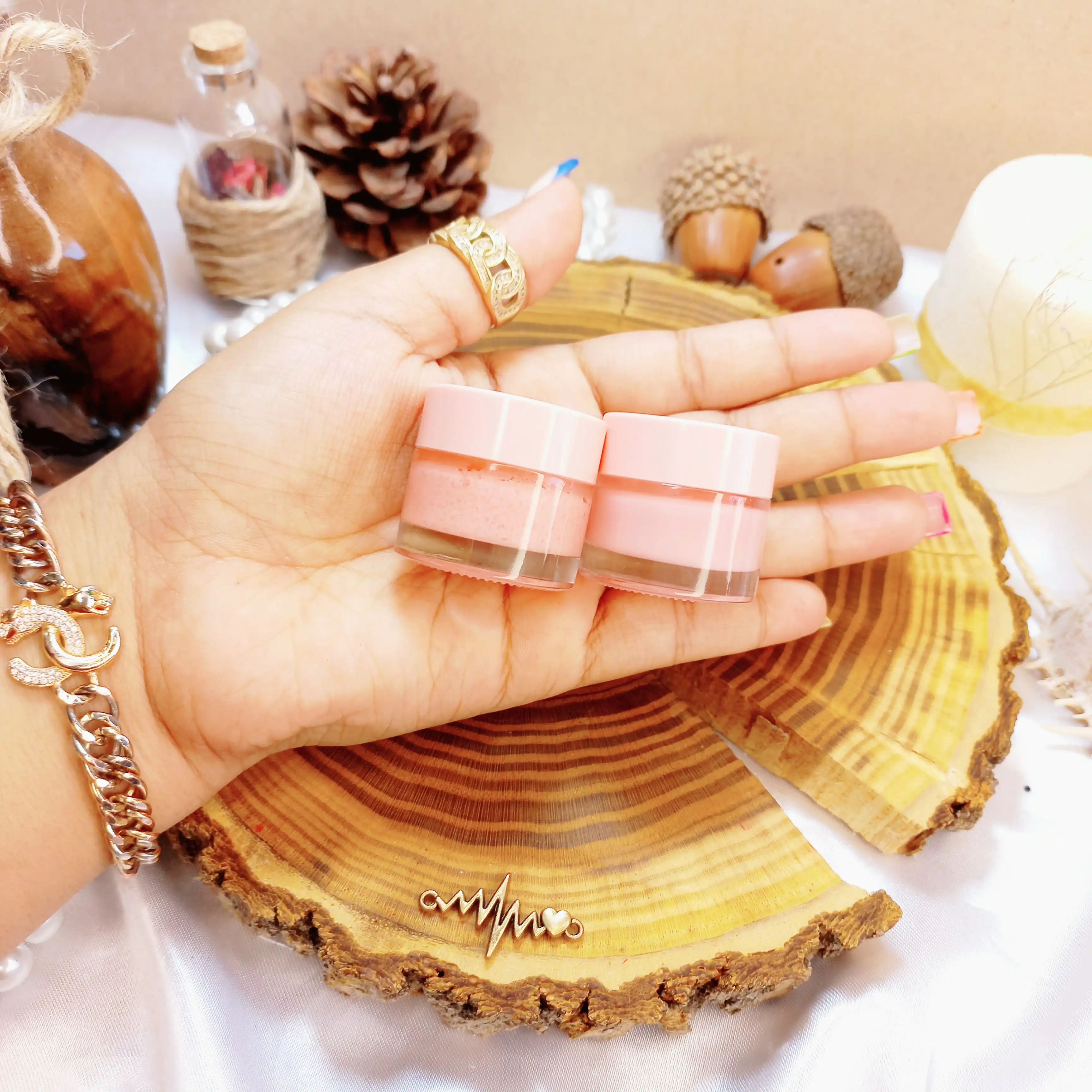 پک اسکراب و ماسک لب کاریته
