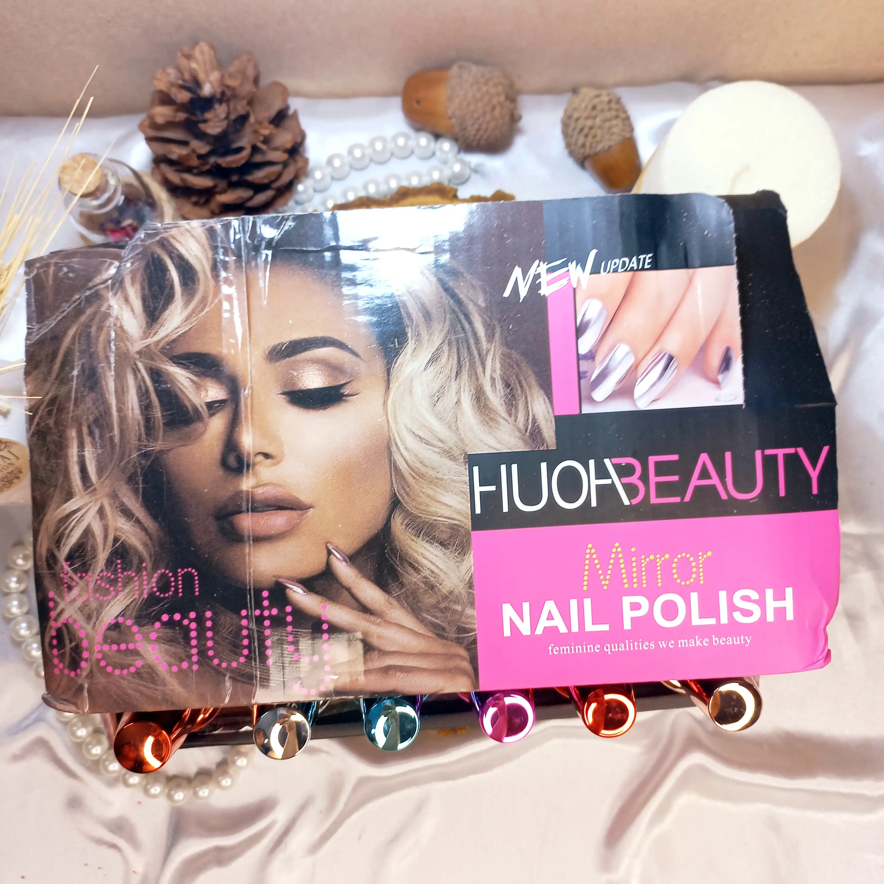 لاک آینه ای هدی بیوتی کد 2860 Huda Beauty | پخش عمده