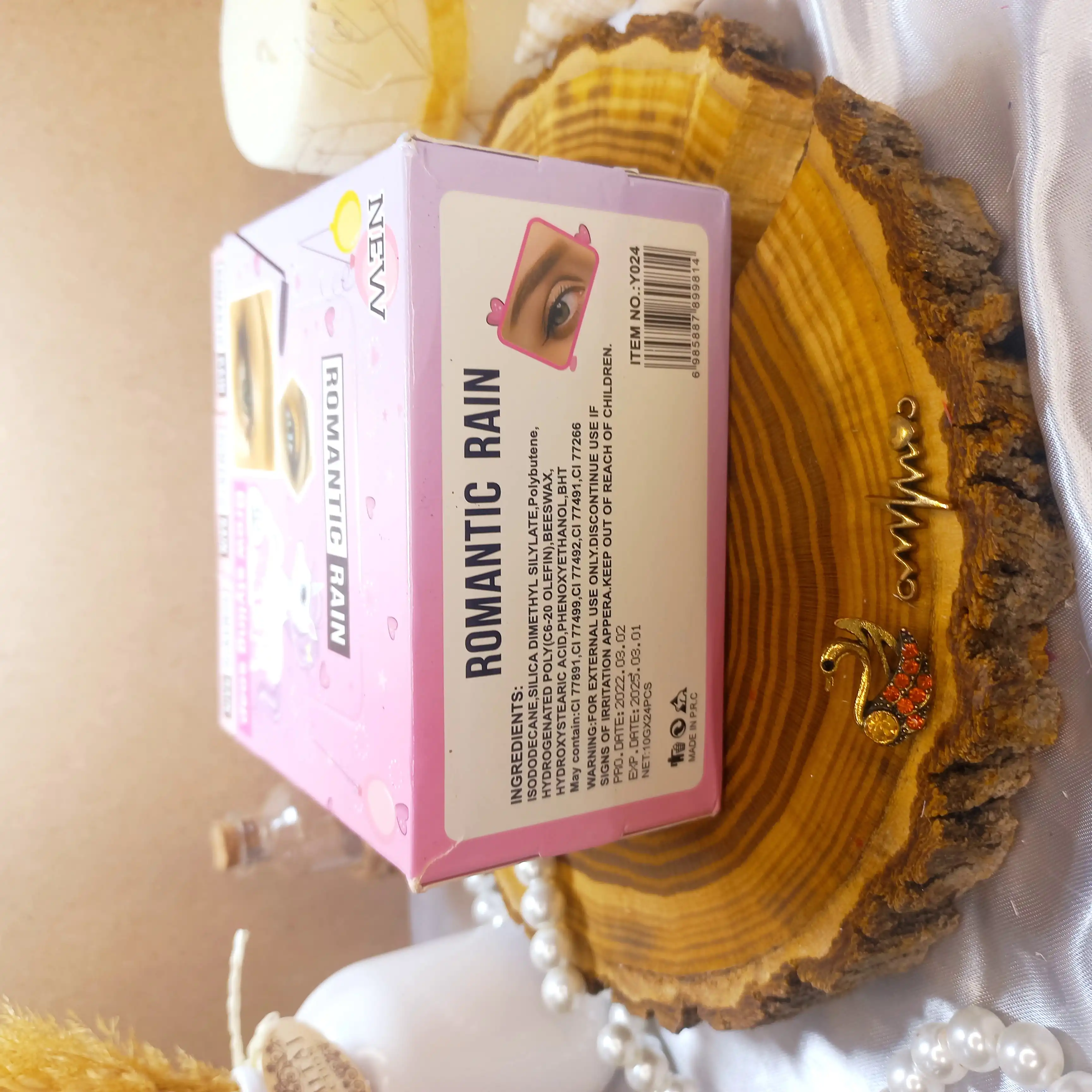 صابون لیفت ابرو حرفه ای رمانتیک رین کد Y024  Romantic Rin Unicorn Eyebrow Lift Soap