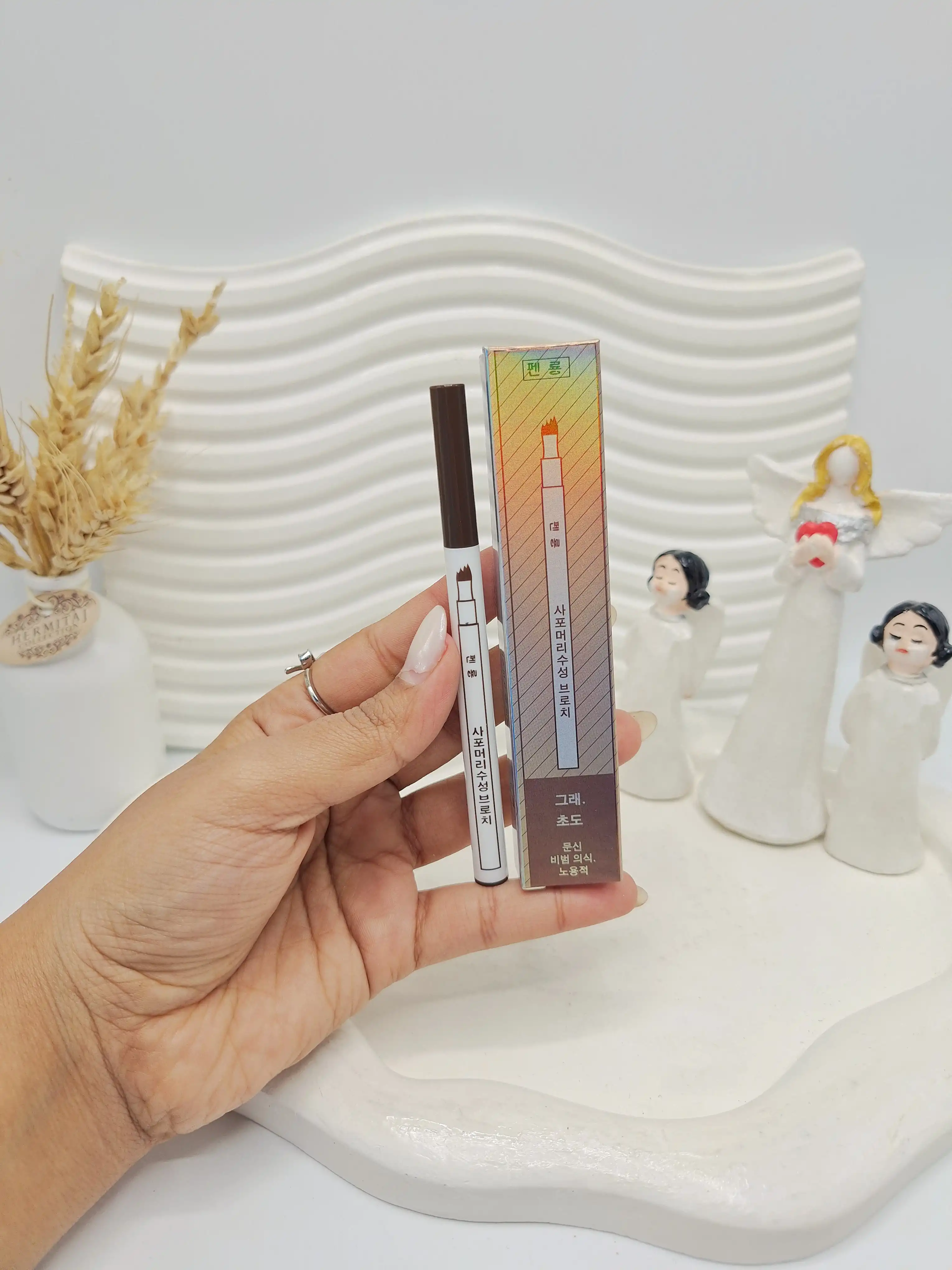 هاشور ابرو 4 خطی شماره 03 هدی بیوتی Huda beauty کد 828