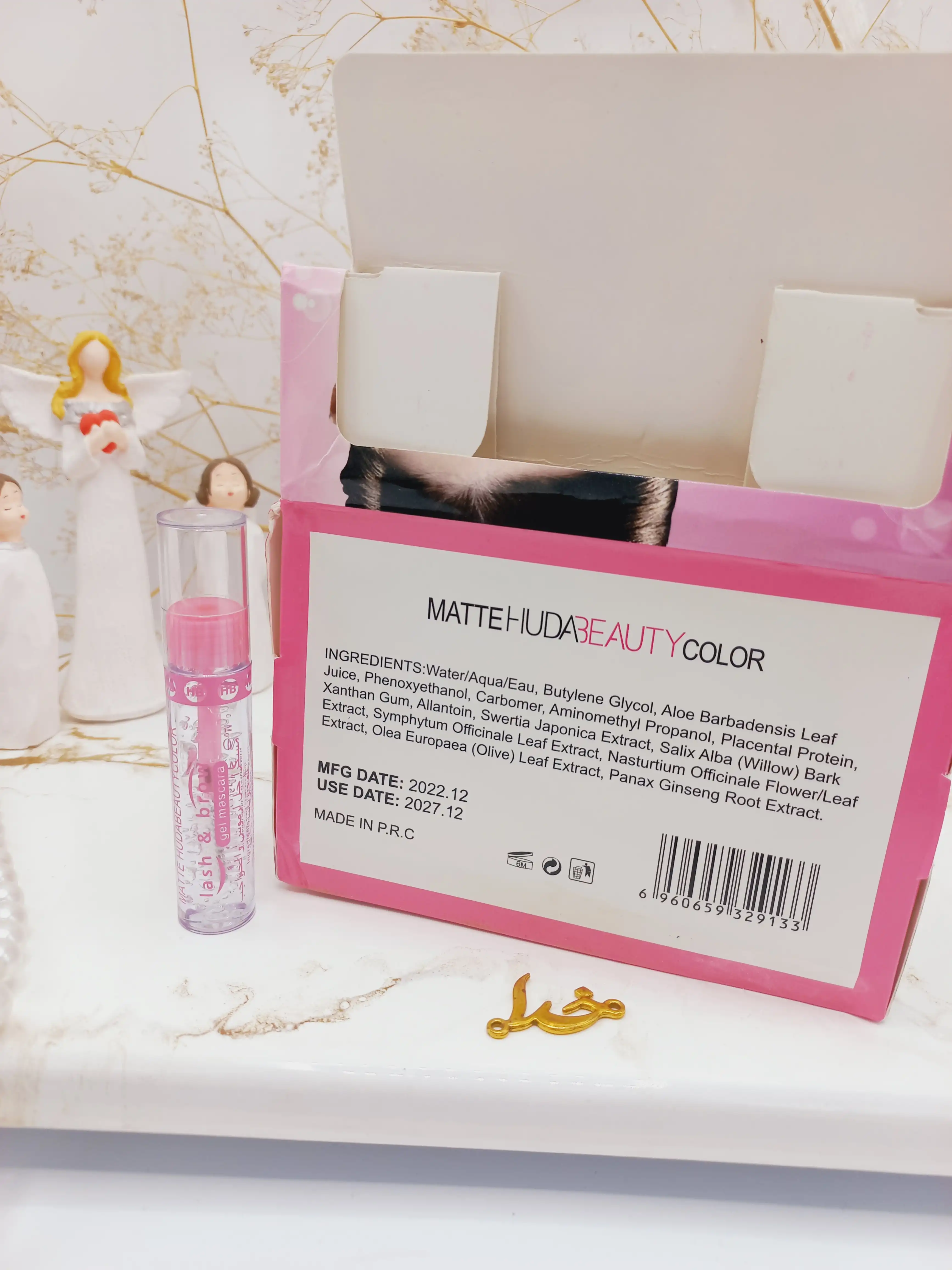 ژل حالت دهنده مژه و ابرو مات هدا بیوتی MATTE HUDA BEAUTY (صورتی) کد M8463