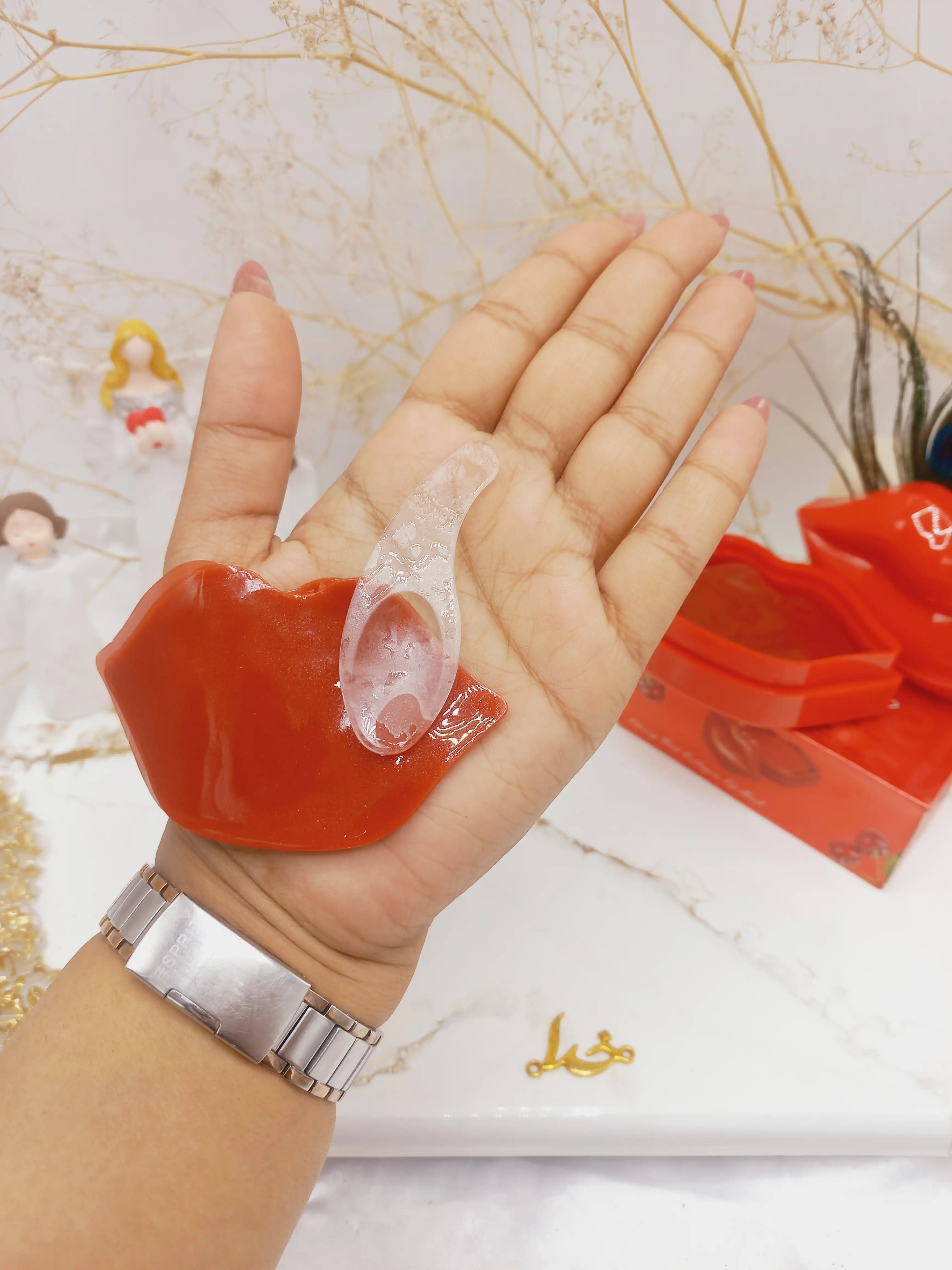 ماسک لب کاسه ای آلبالو لرن LAREEN کد Q011