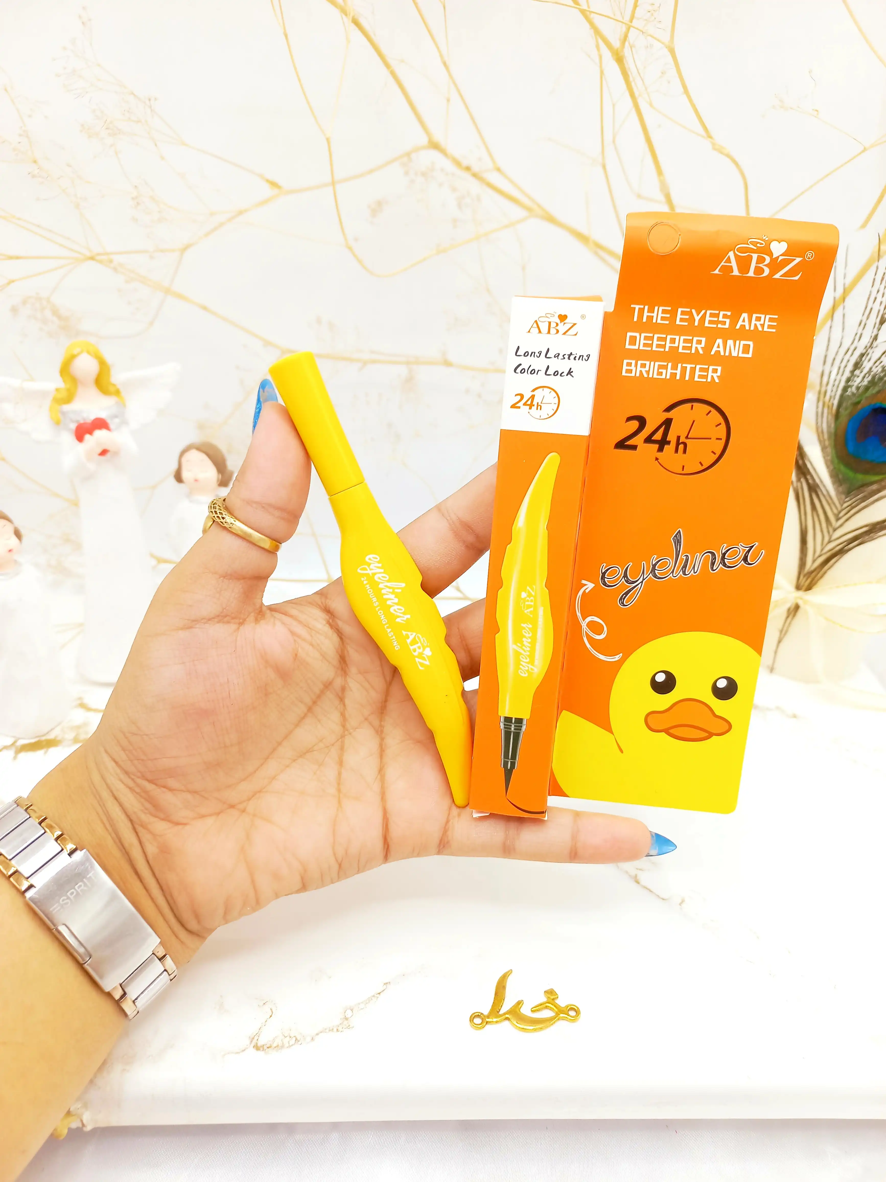 خط چشم مشکی پرطرفدار 24 ساعته میشا طرح پر (جوجه) کیفیت عالی کد KDF1129A