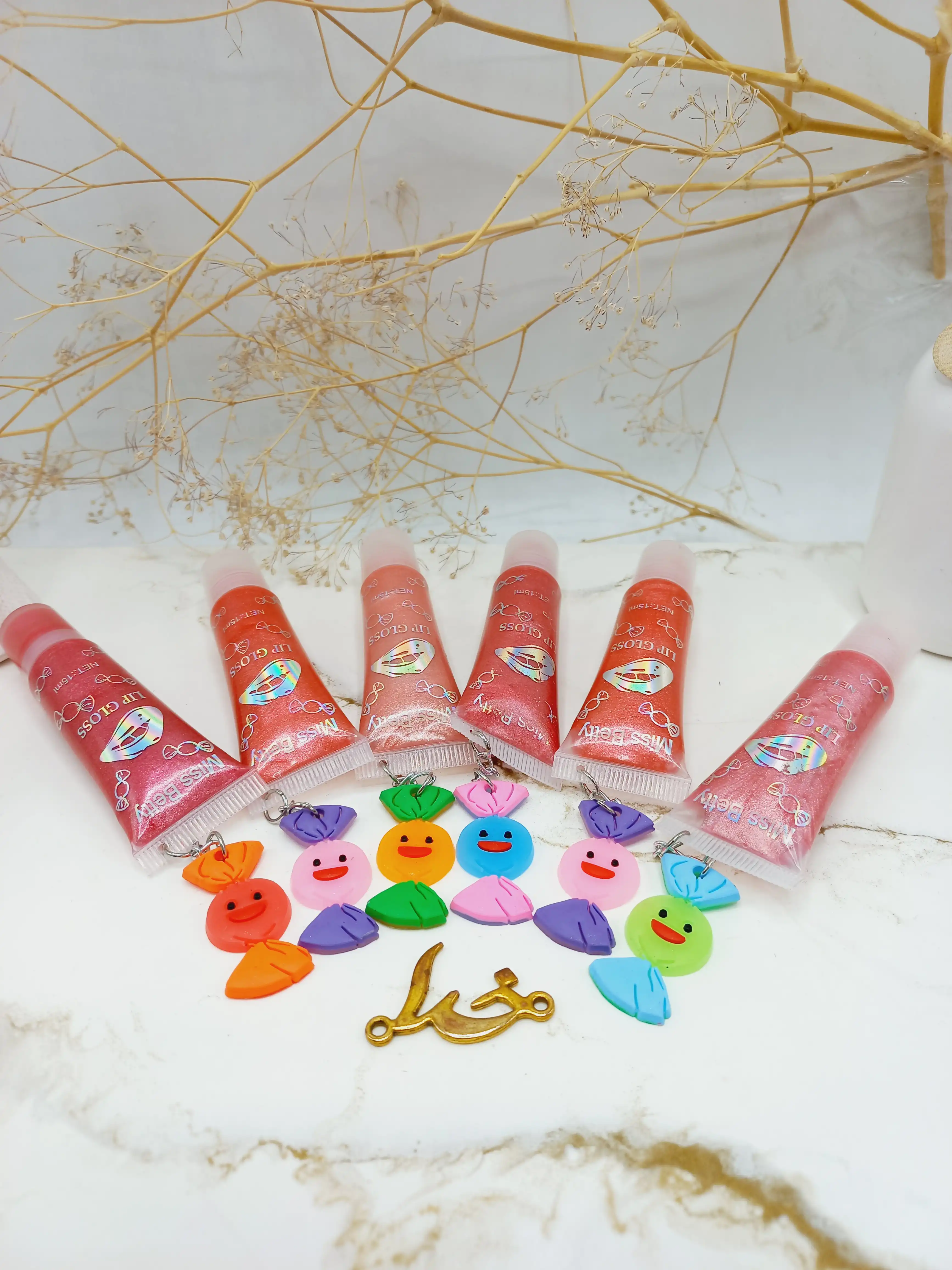 برق لب ضدآب شکلاتی میس بتی Miss Betty کد L1069