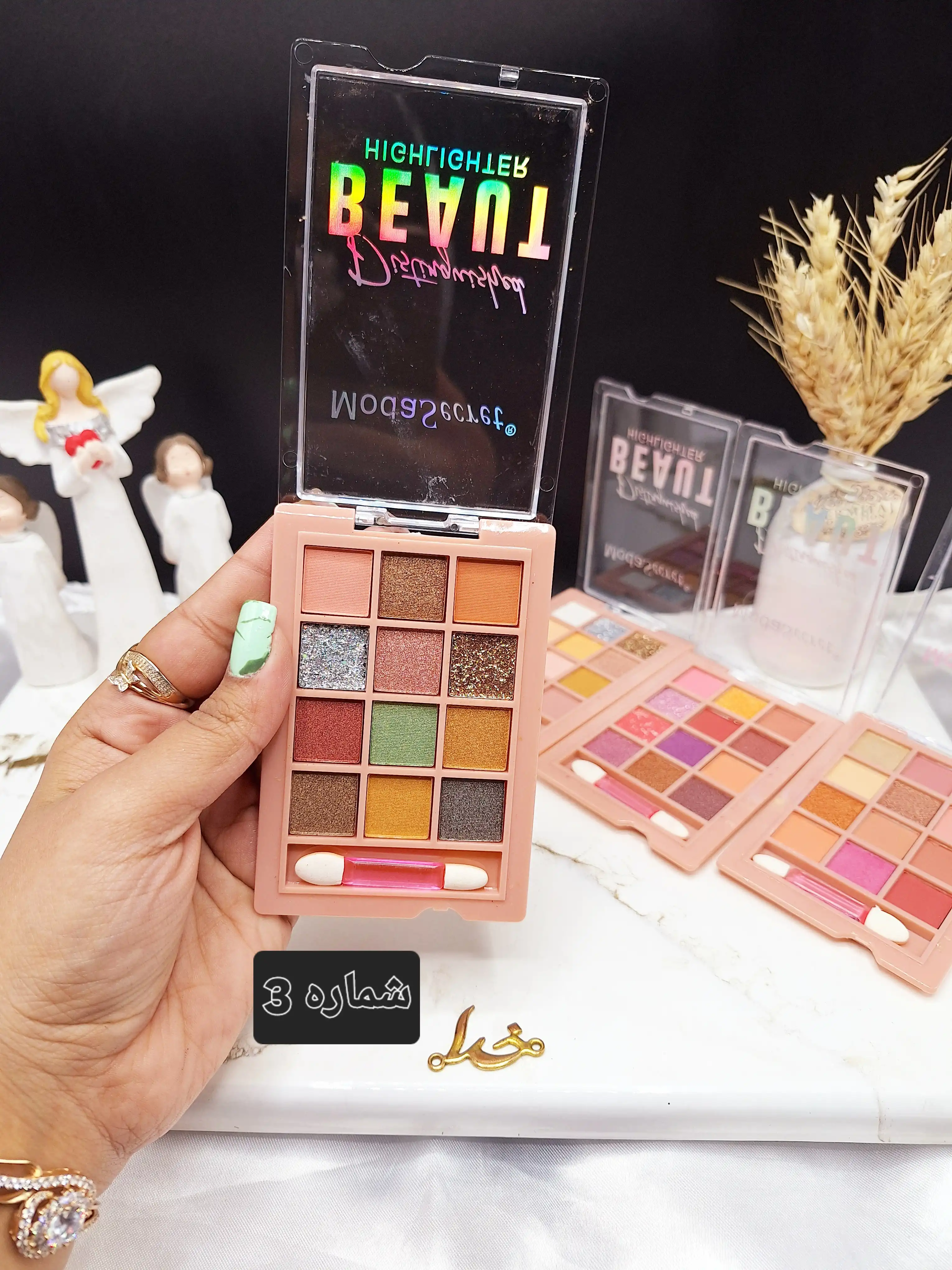 پالت کاربردی 12 رنگ برند باربی بیوت Barbie BEAUT کد YL_00119