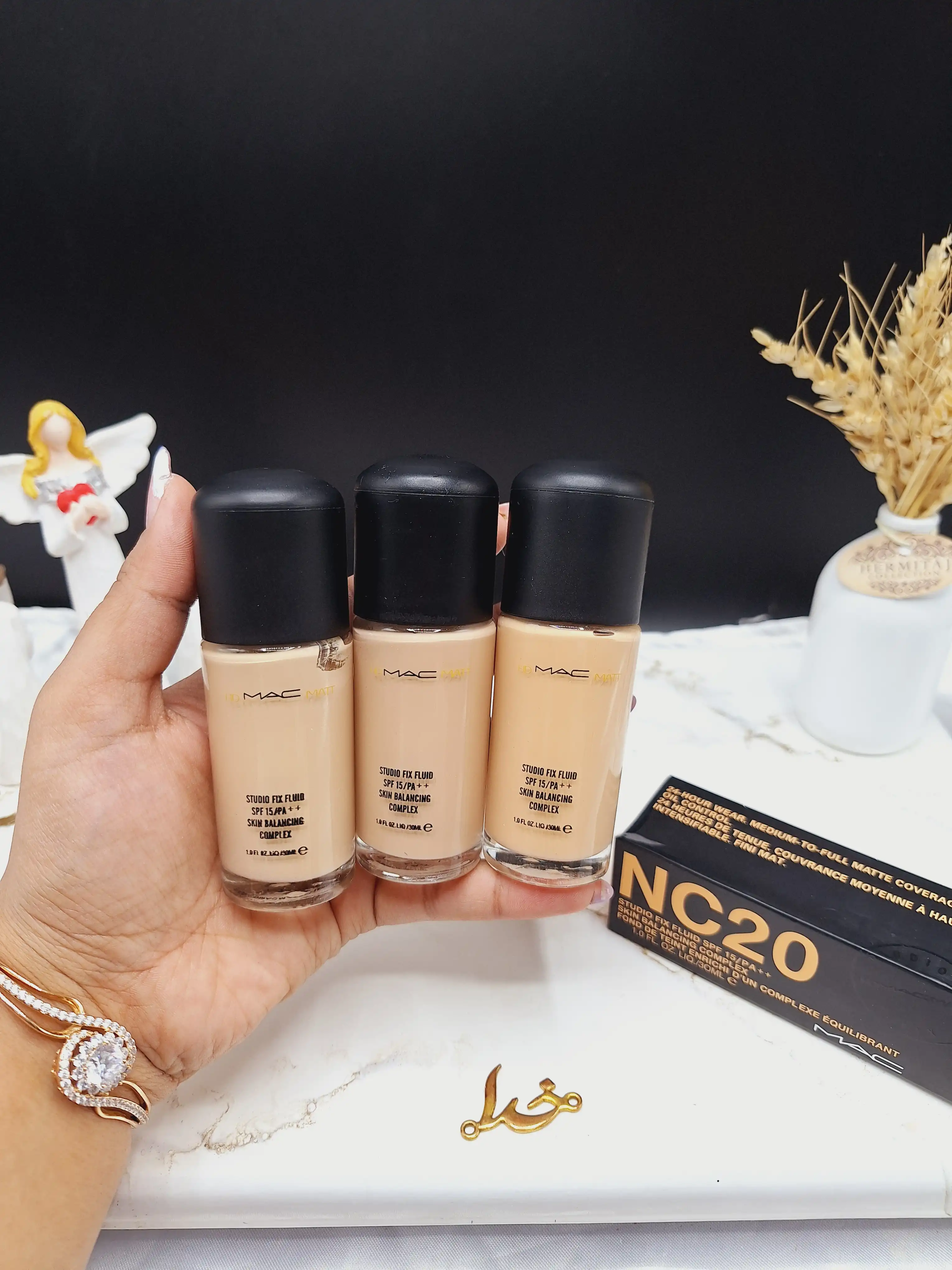 کرم پودر حاوی ضد آفتاب spf 15 برند NC20 کد 0029