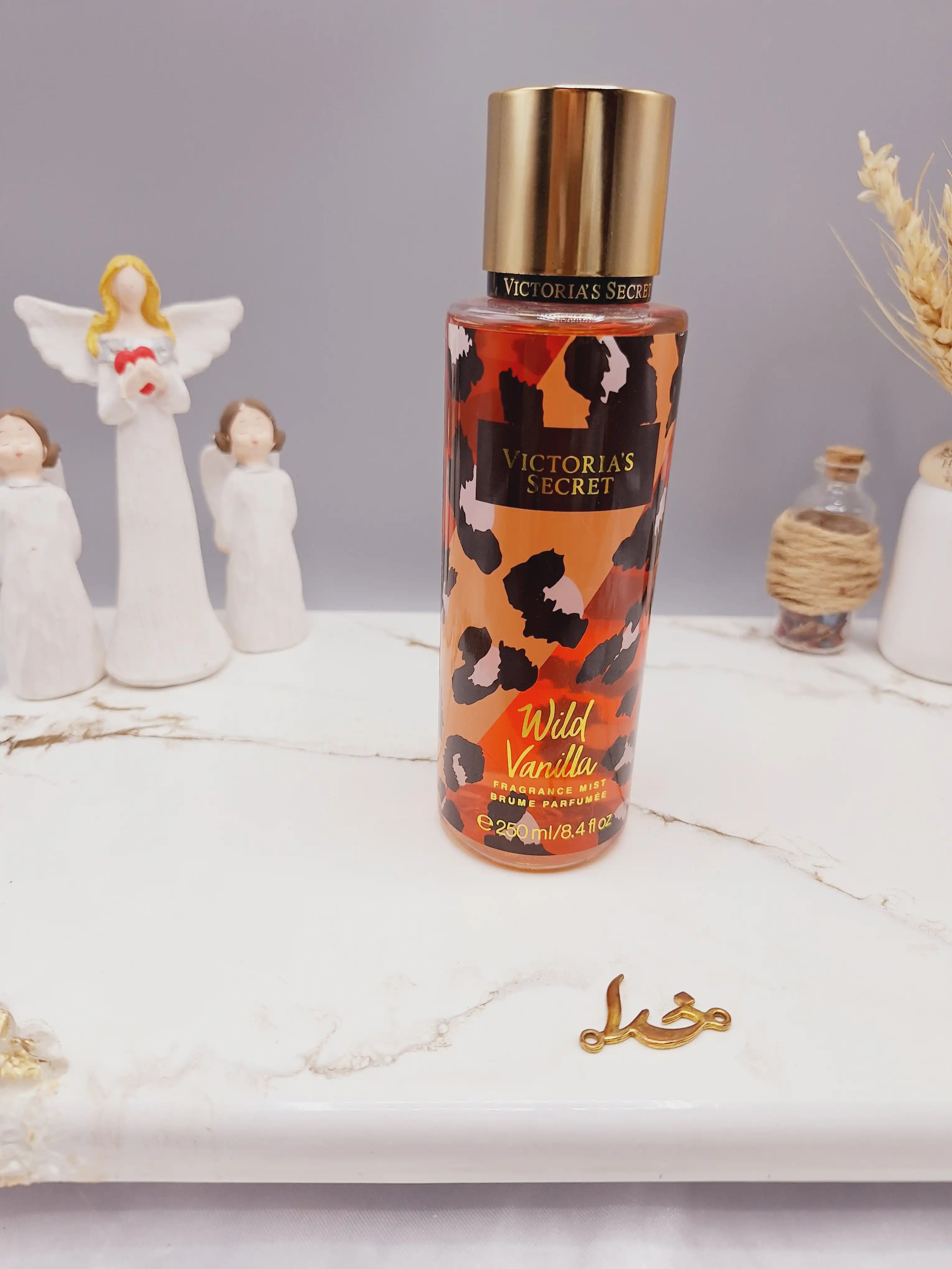 بادی اسپلش 250ml ویکتوریا سکرت مدل  Wild Vanilla اورجینال