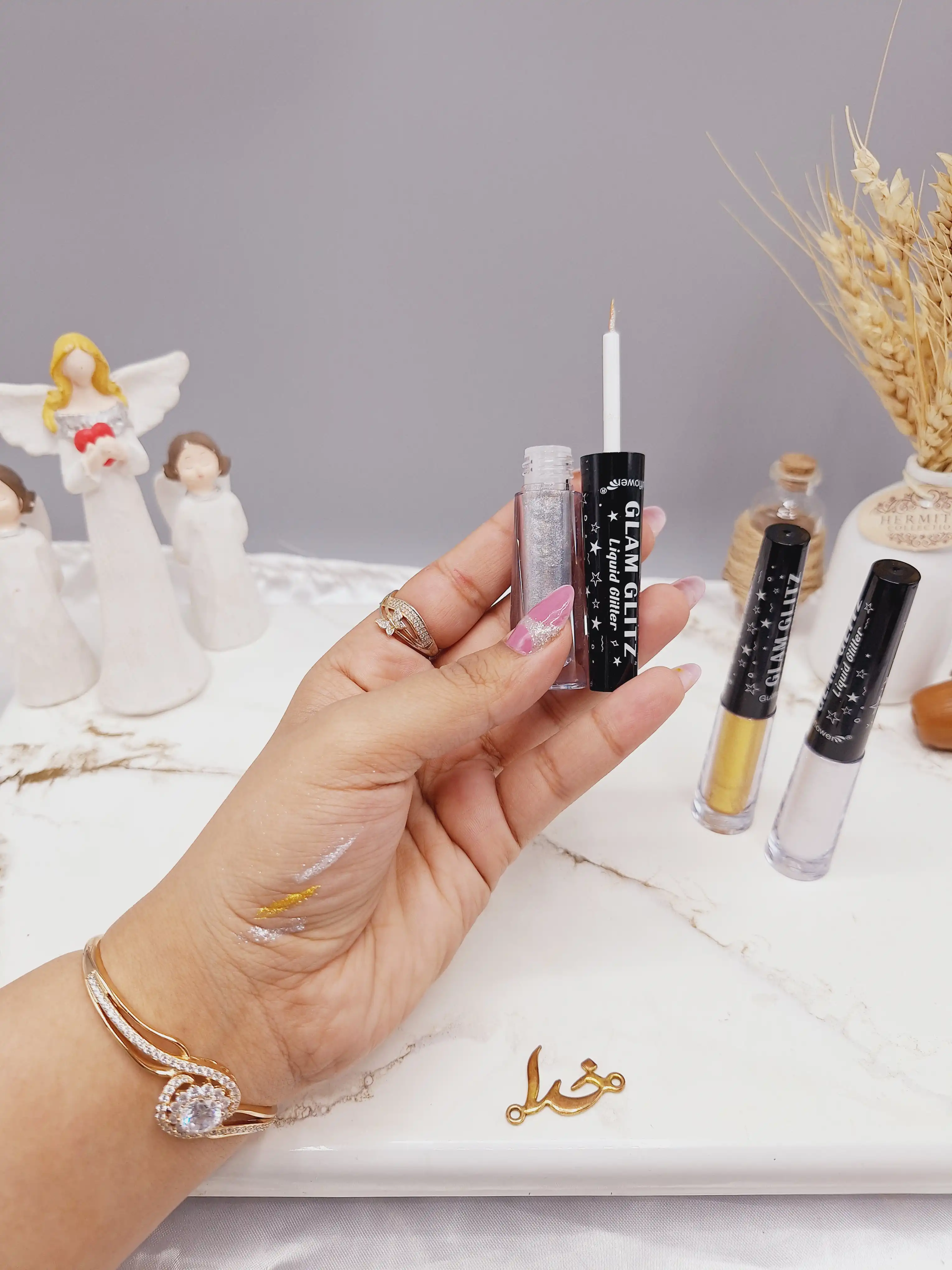 خط چشم گلیتری مایع برند GLAM GLITZ کد EG040