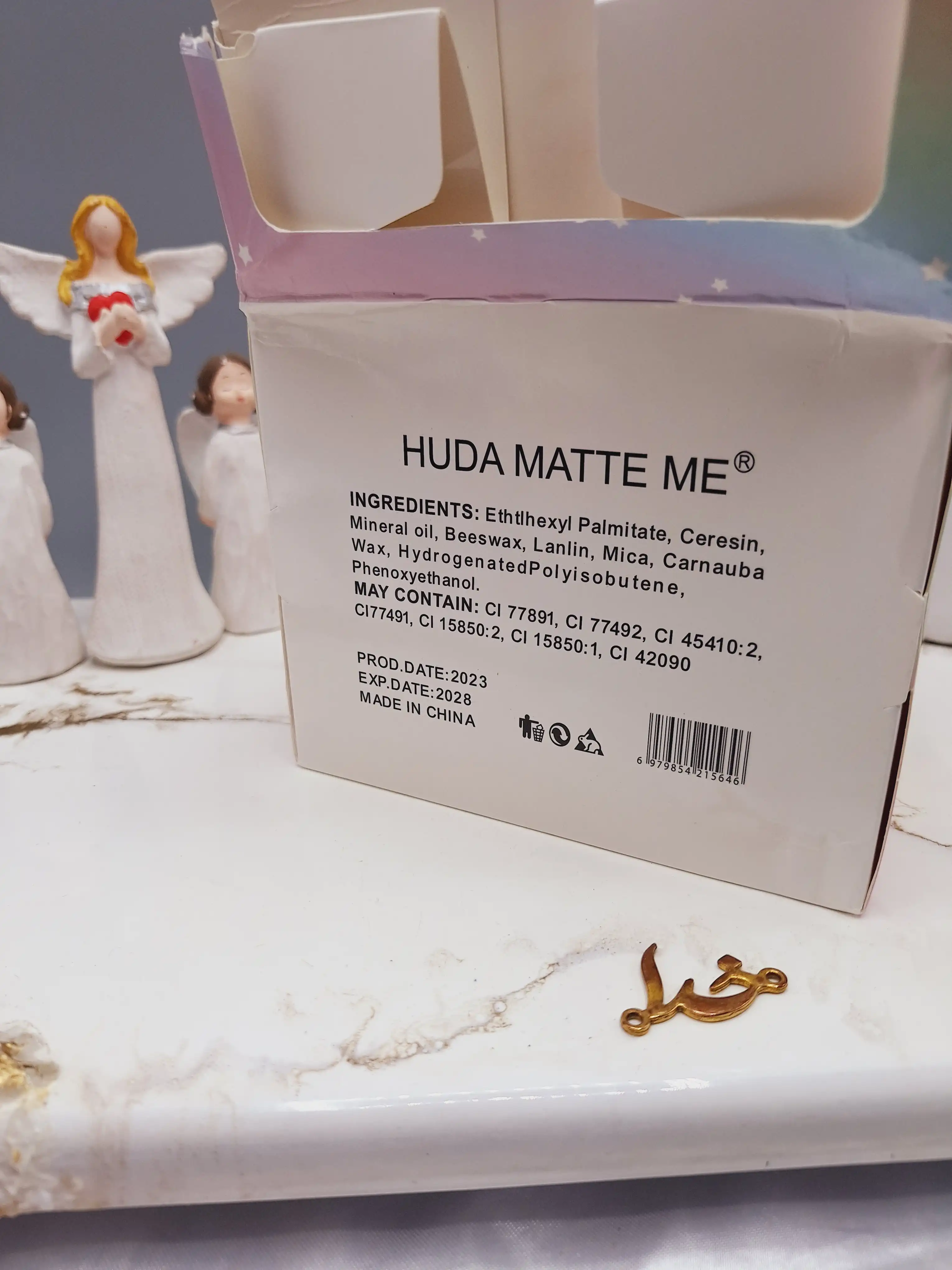 لیپ گلاس طرح اسب تک شاخ رویایی هدا مات می HUDA MATTE ME کد X208