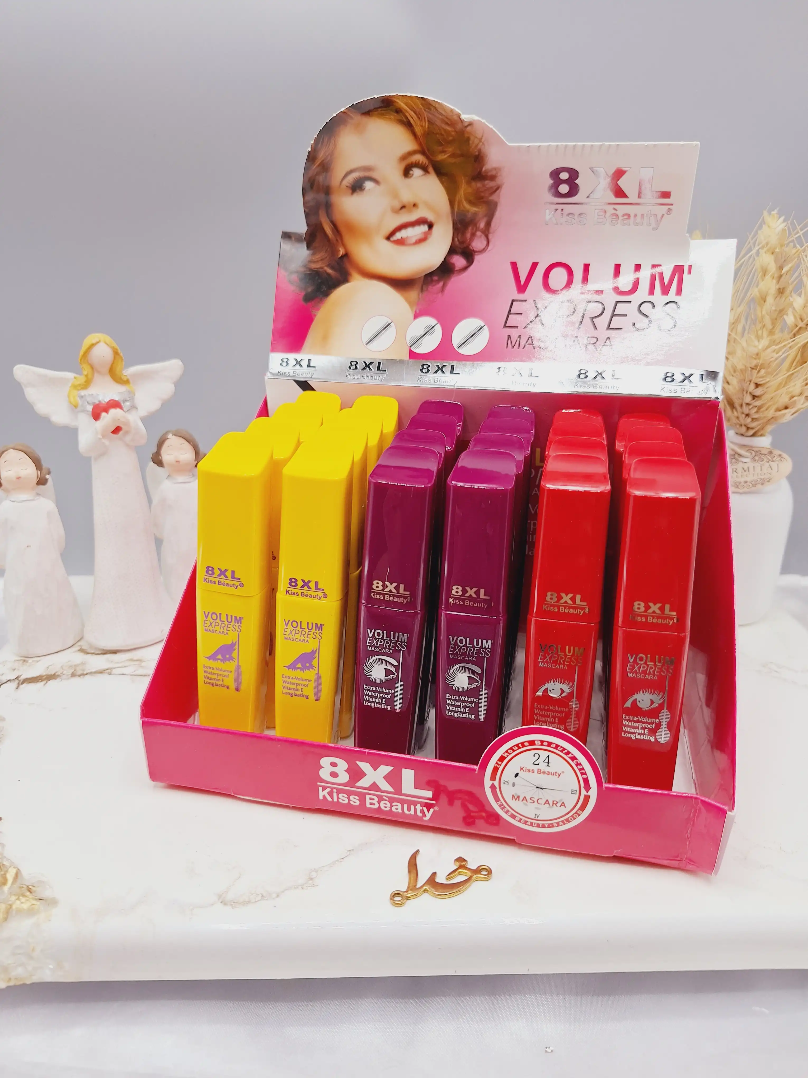 ریمل 8xl برند کیس بیوتی بسیار عالی و حجم دهنده و خورده مژه دار