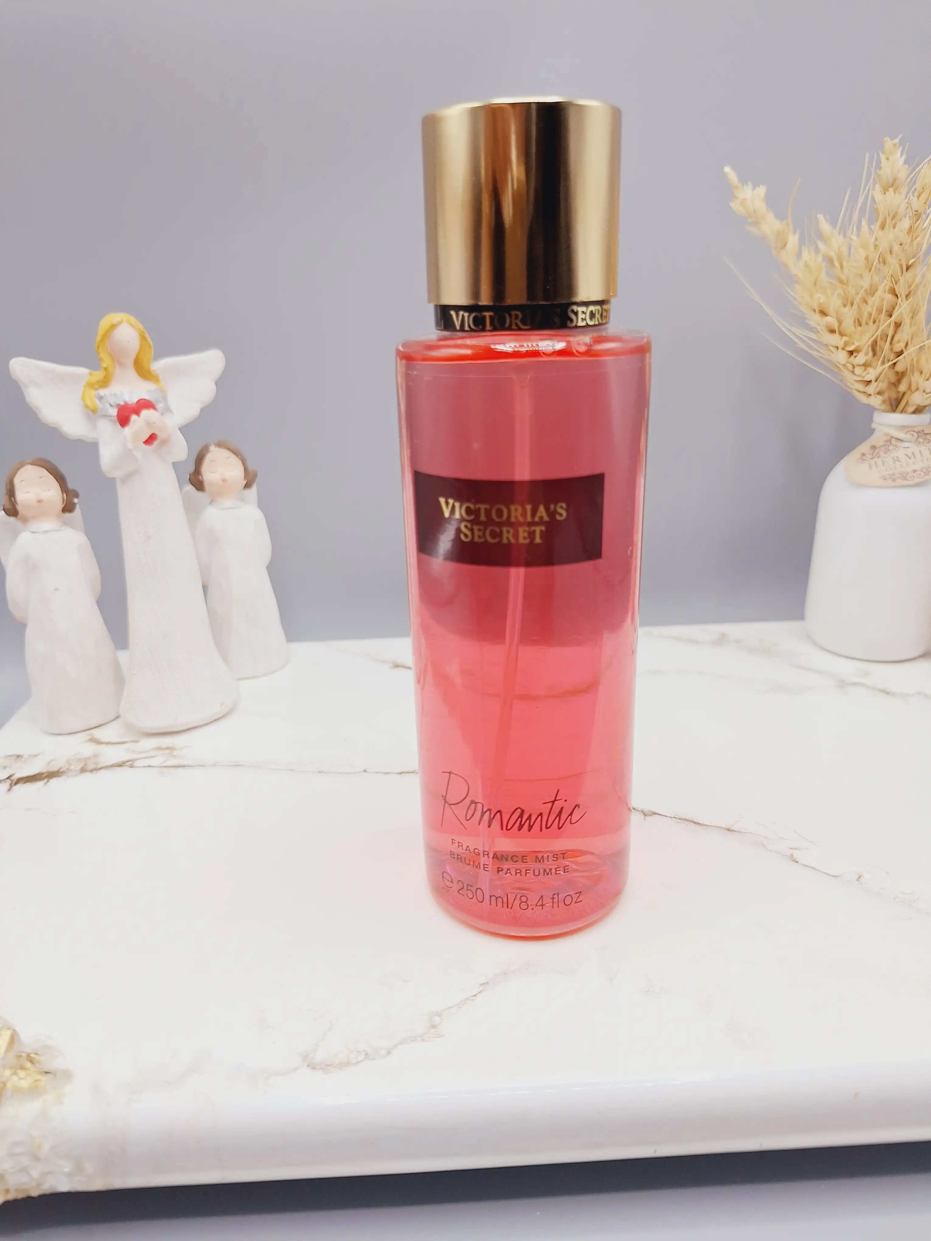 بادی اسپلش 250 ml شاین دار ویکتوریا سکرت مدل Romantic اورجینال