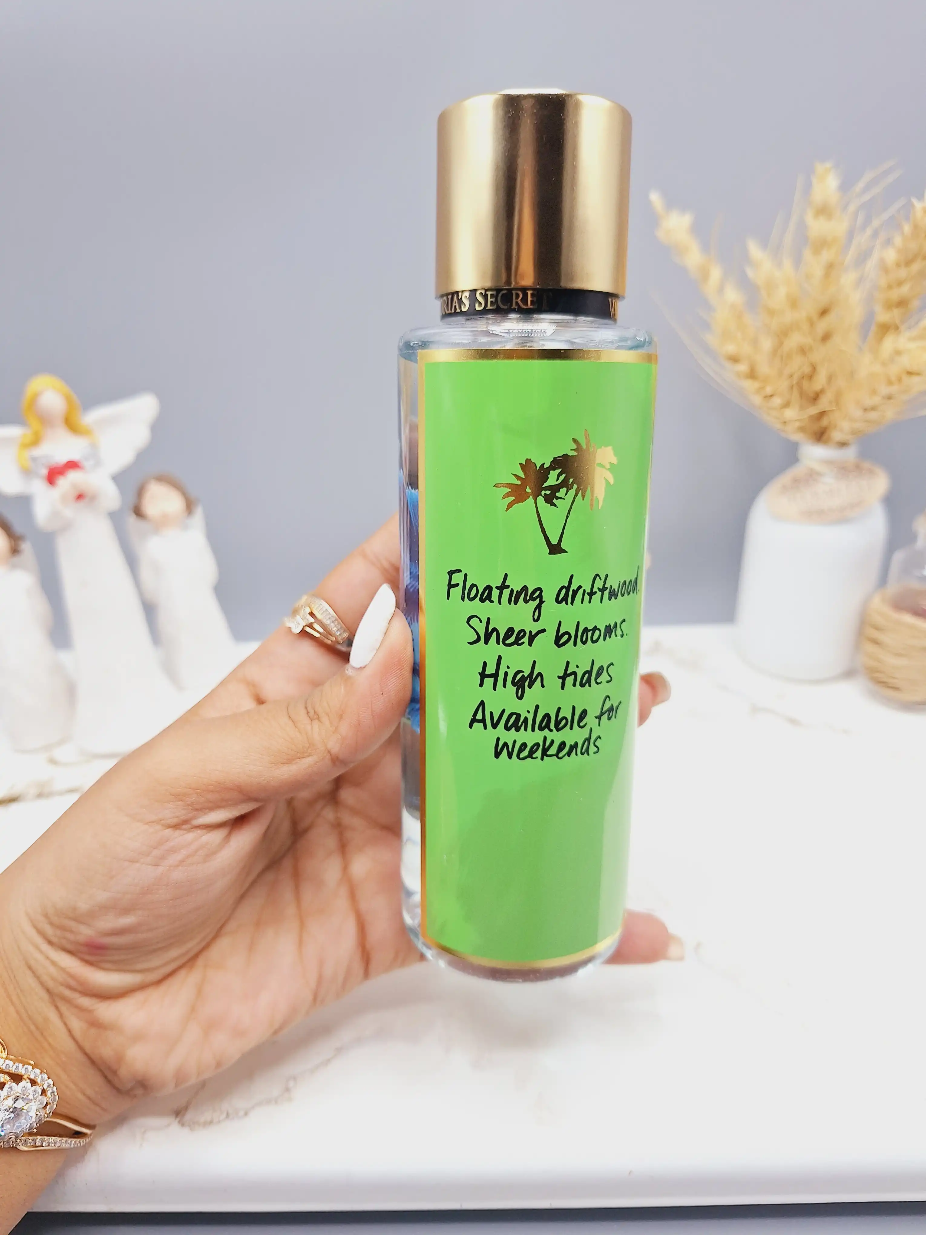 بادی اسپلش 250 ml شاین دار ویکتوریا سکرت مدل you had Me at ESCAPE اورجینال