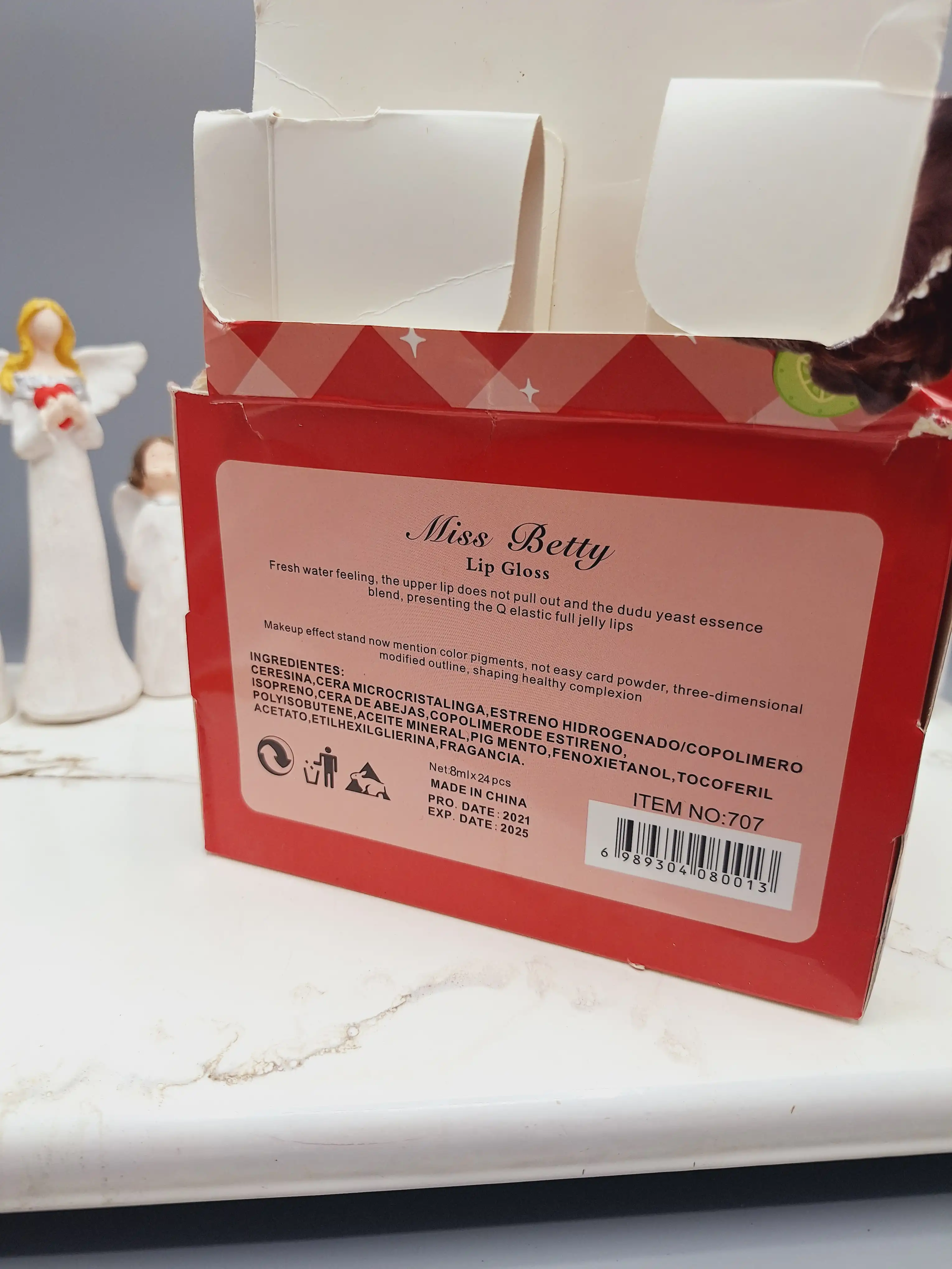 رژ مایع میوه ای Miss Betty کد 707
