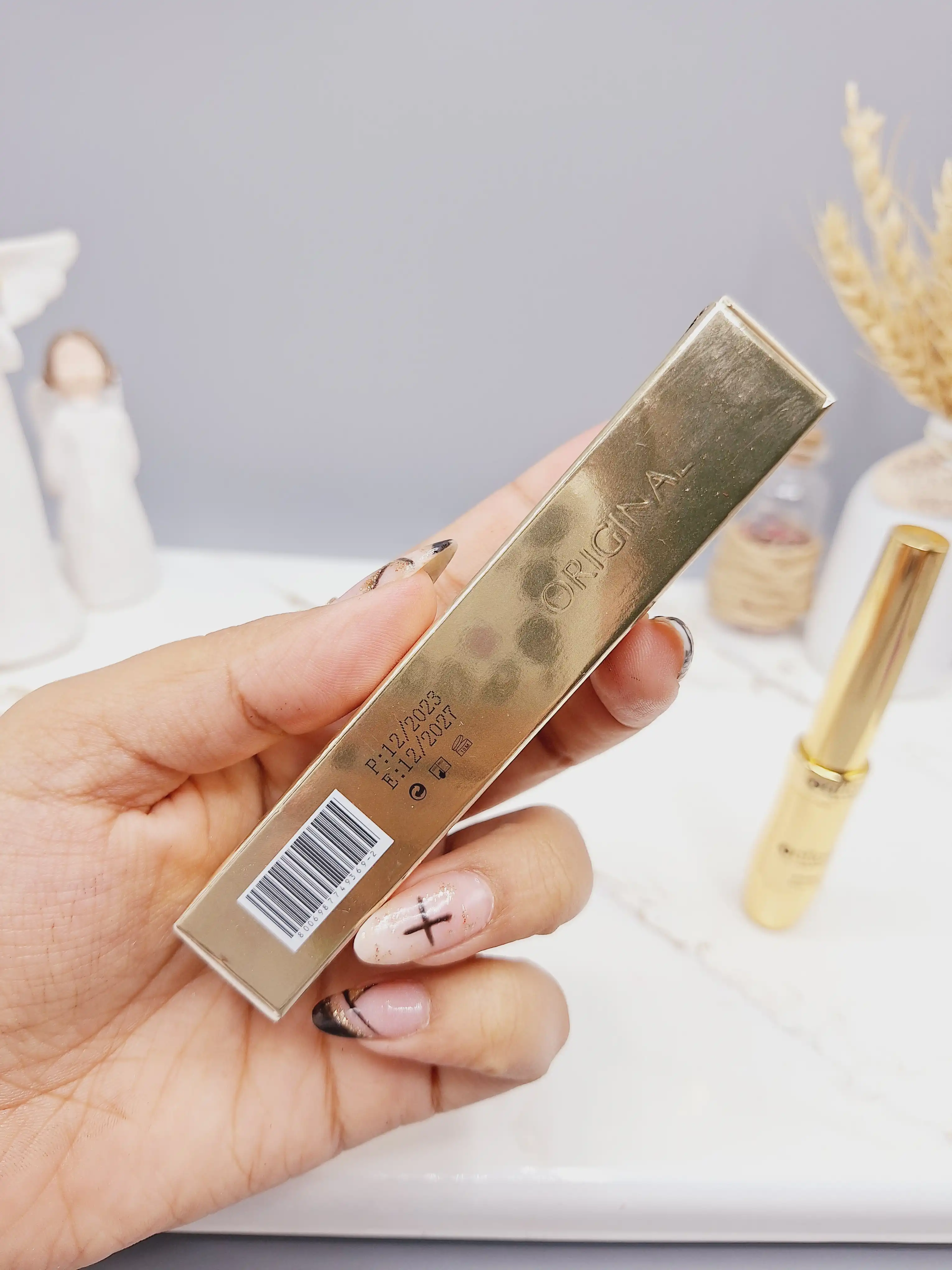 خط چشم مویی پوکه طلایی Oriflame کد 9369