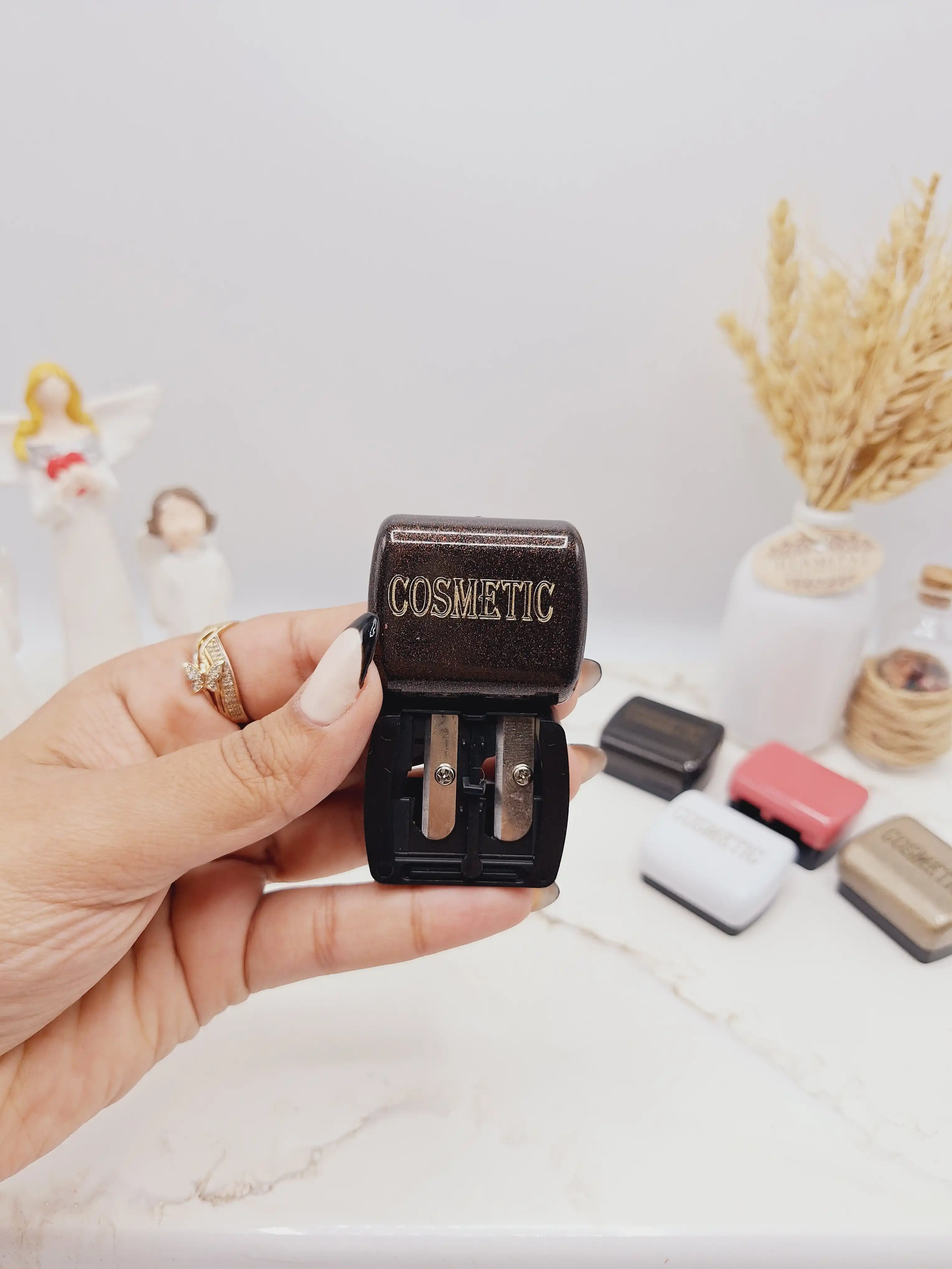 تراش آرایشی دو قلو برند COSMETIC