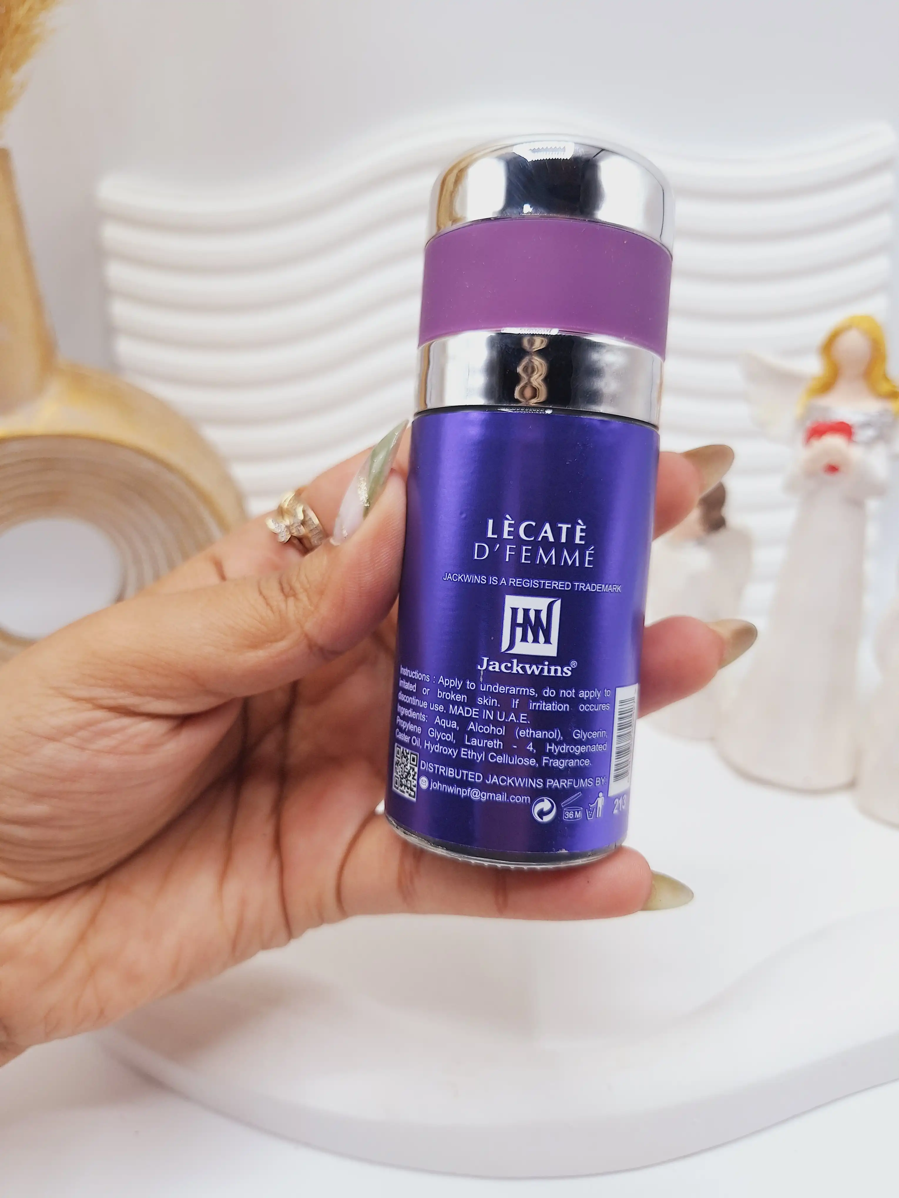مام رولی 24 ساعته 50ml برند LÈCATÈ D'FEMMÉ کد 2427
