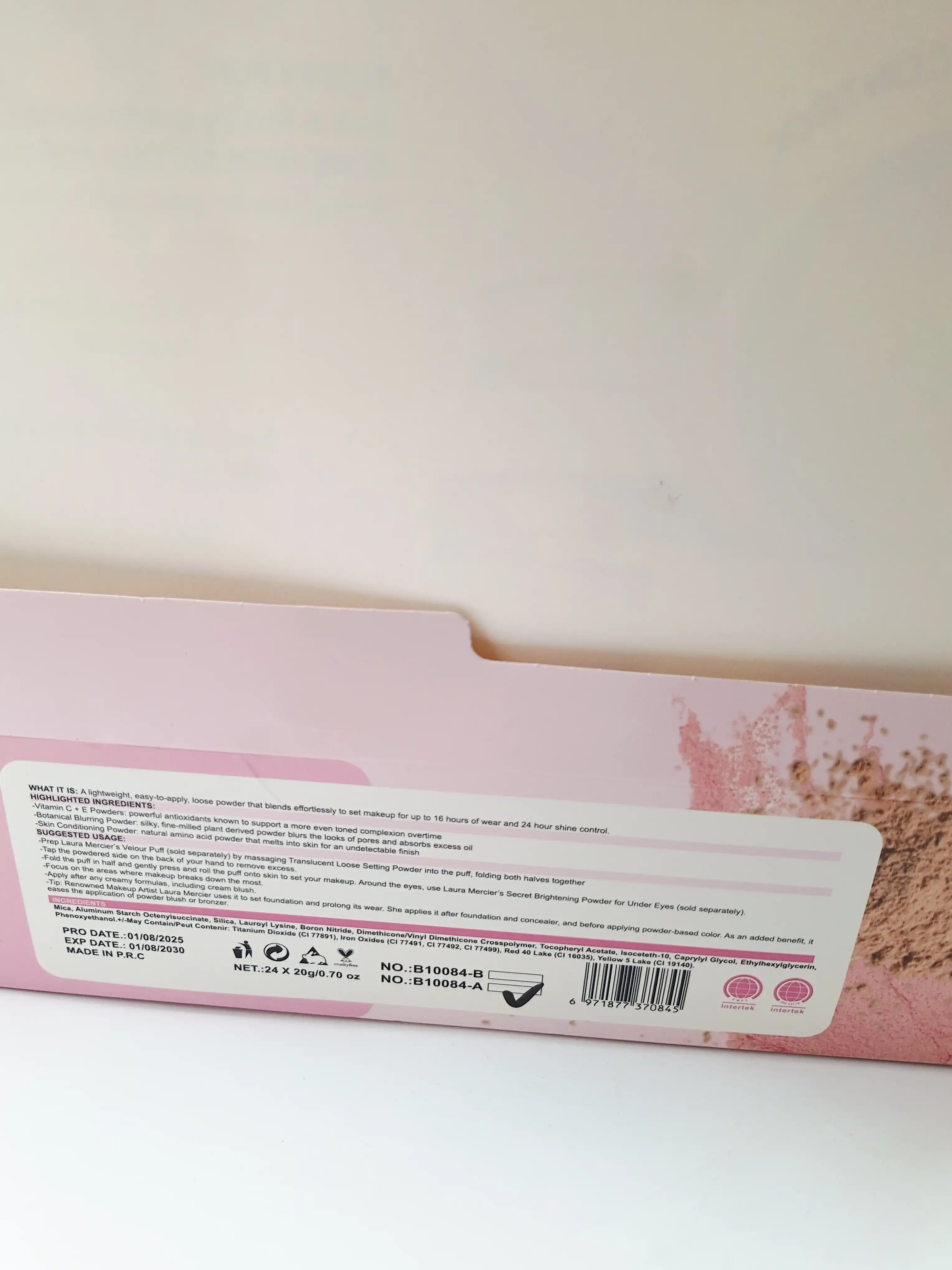 پودر فیکس مات کننده و تثبيت کننده آرایش برند BILLION BEAUTY کد 0845