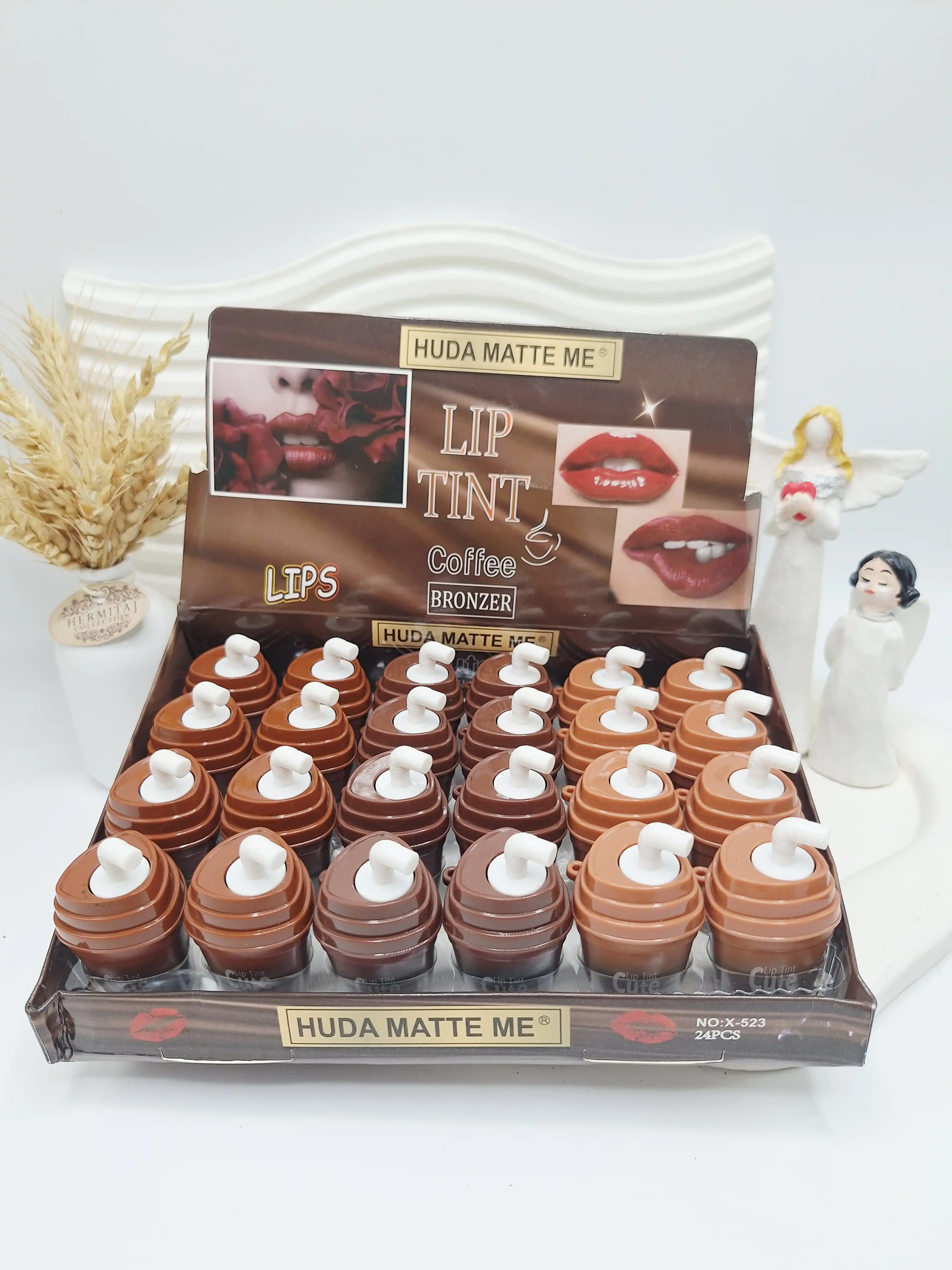 تینت لب و گونه قهوه ای طرح آیس پک نوشیدنی برند HUDA MATTE ΜΕ کد 523