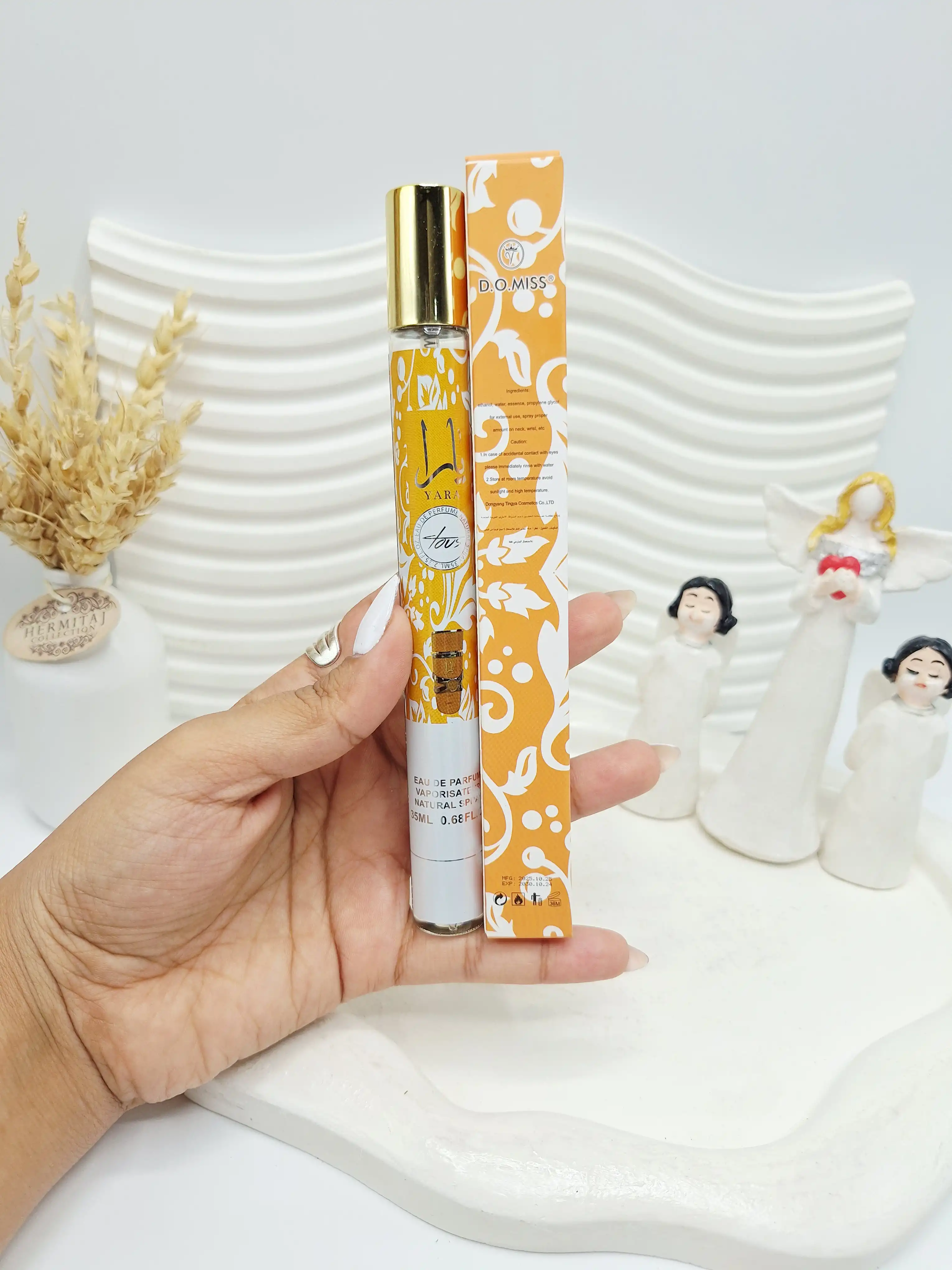 عطر قلمی خوش بو نارنجی برند یارا کد 2445
