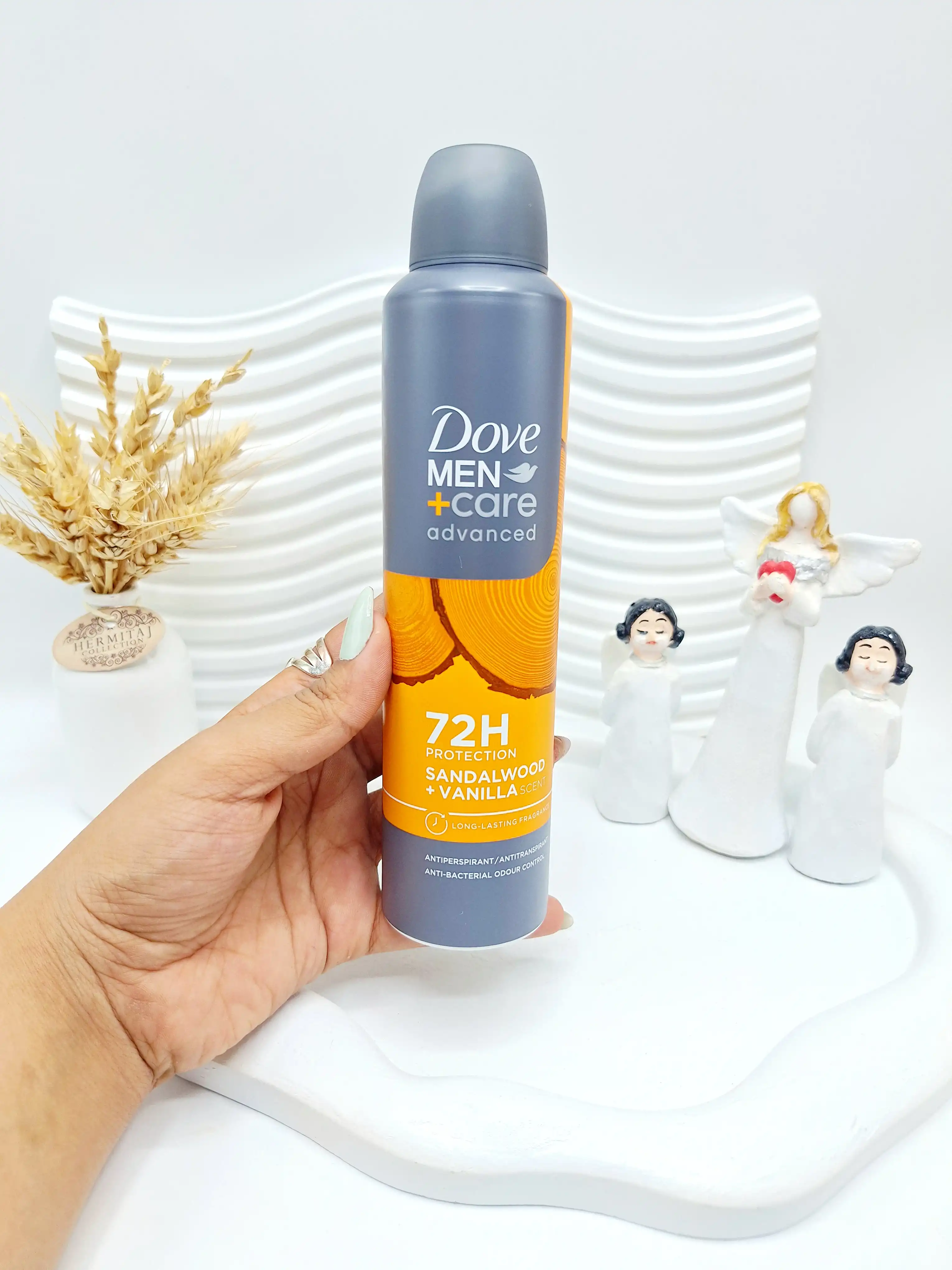 اسپری ضد تعریق مردانه 72 ساعته SANDALWOOD vanilla داو  250 ميل اصلی کد 0533